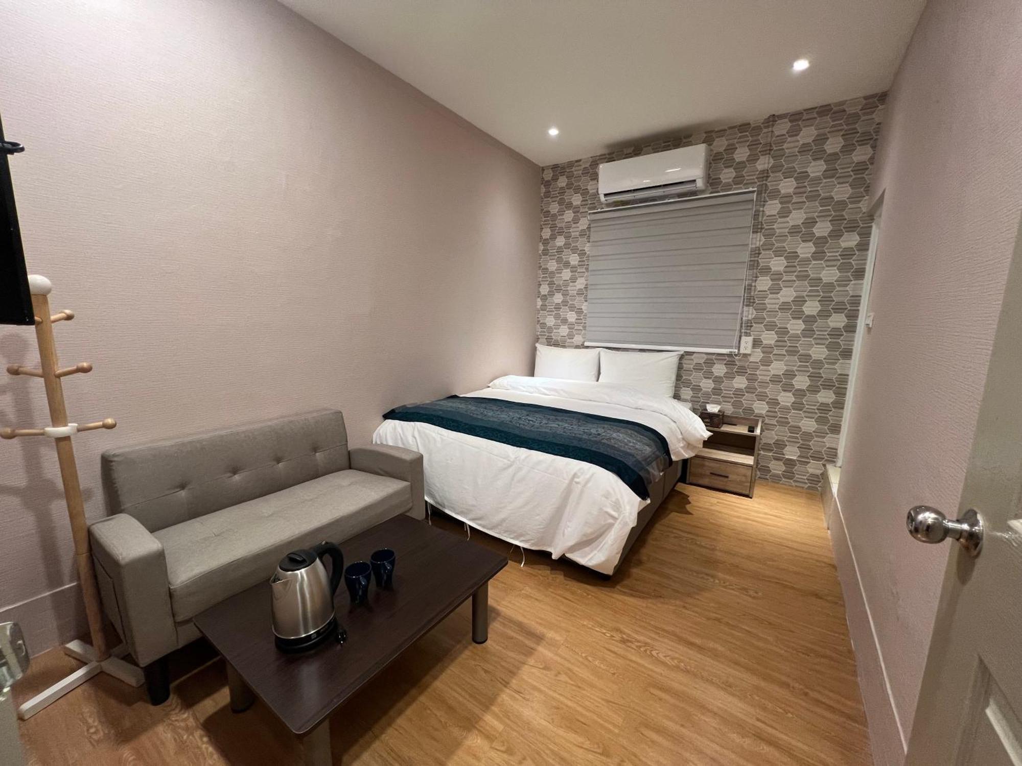 Mu-In Hotel Kaohsiung Extérieur photo