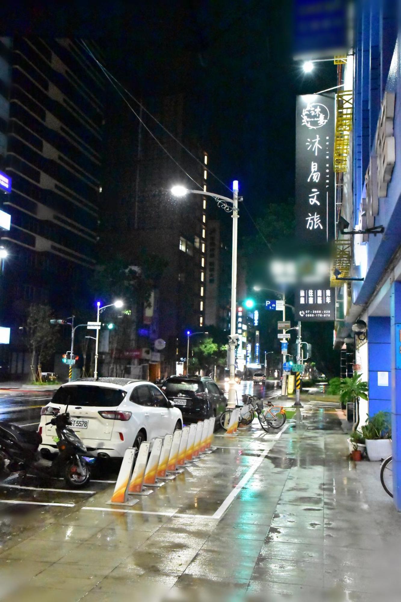 Mu-In Hotel Kaohsiung Extérieur photo