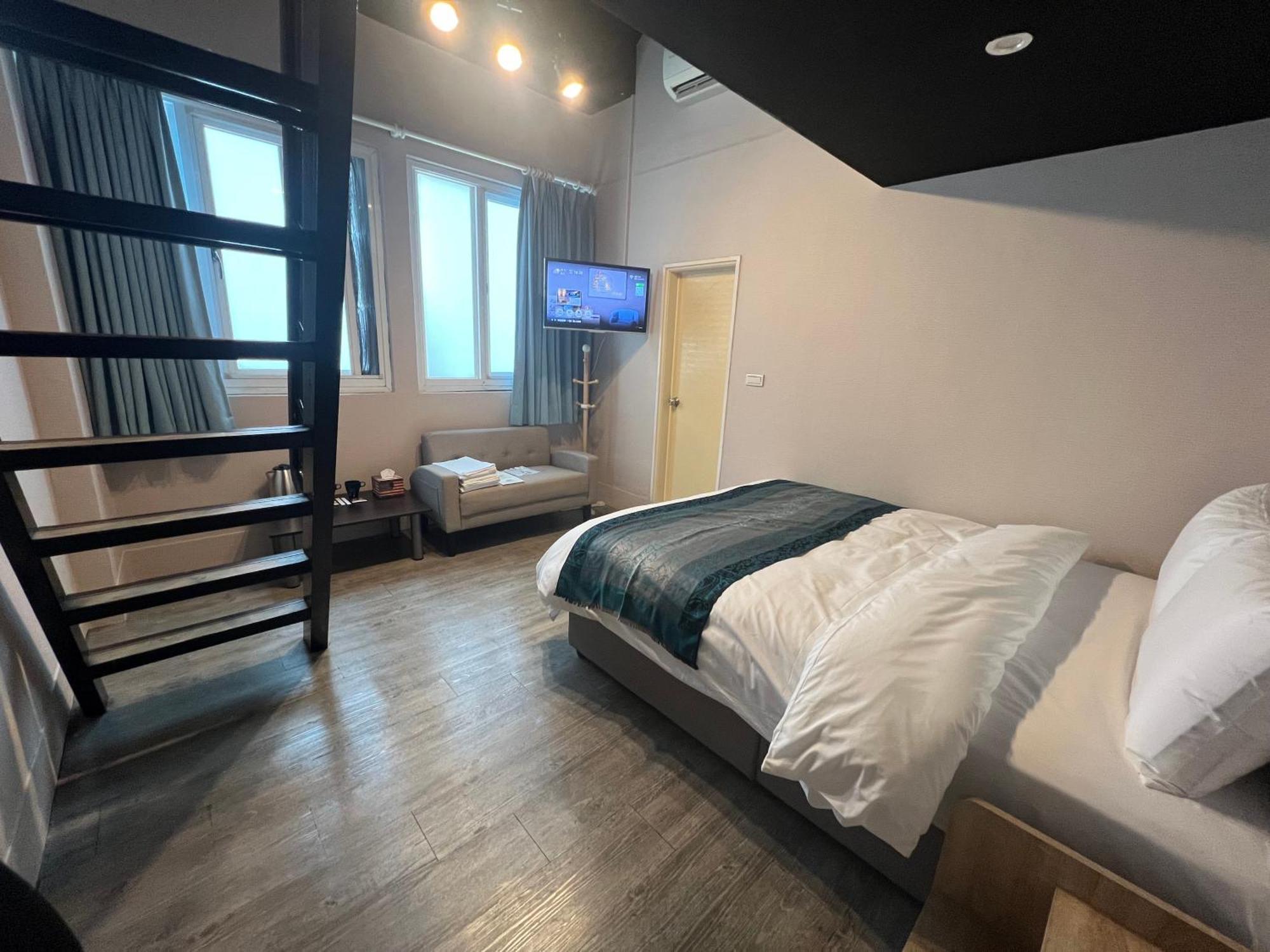 Mu-In Hotel Kaohsiung Extérieur photo