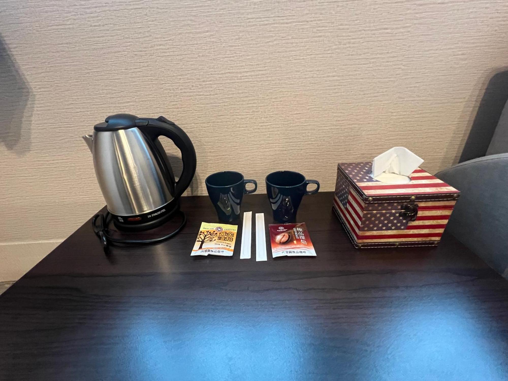 Mu-In Hotel Kaohsiung Extérieur photo